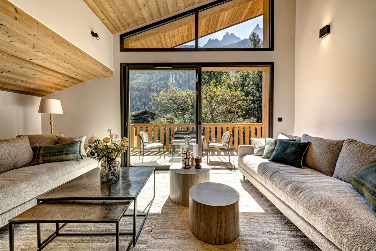 Sale Chalet Chamonix-Mont-Blanc 5 Rooms 151 m²