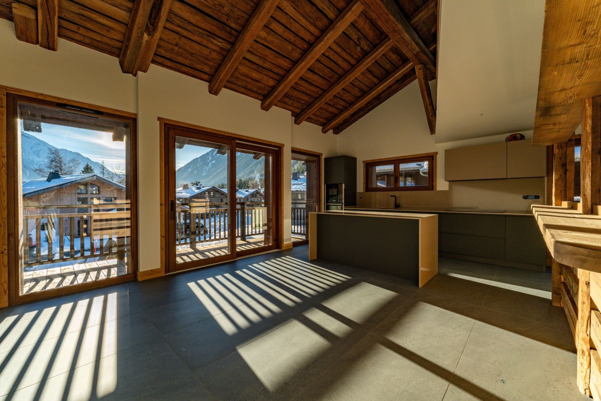 chalet 5 Rooms for sale on CHAMONIX MONT BLANC (74400)